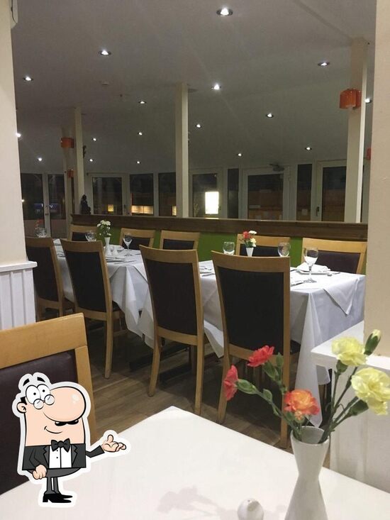 Menu at Everest Spice restaurant, Redhill, 39 Holland Cl