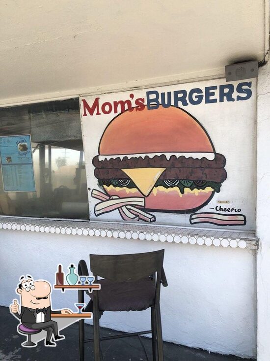 Mom's Burgers, Compton - Restaurant menu, prices and reviews