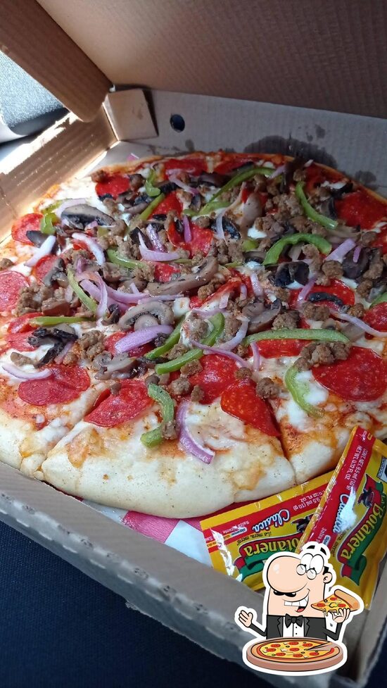 Menu at Aquiles pizza restaurant, Ciudad Apodaca