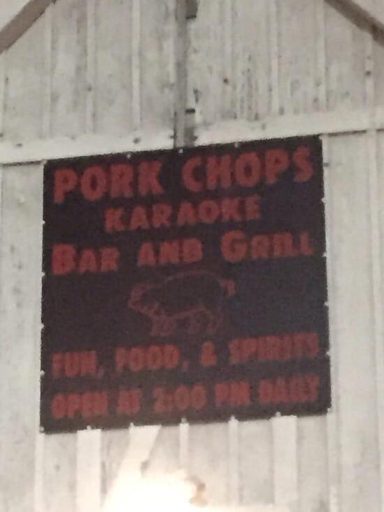 Porkchops Bar & Grill in East Ridge Restaurant reviews