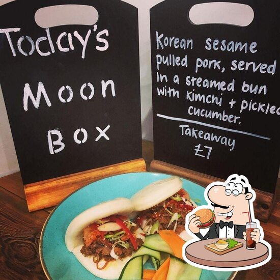 Moondrop Cafe in Hersham Restaurant reviews