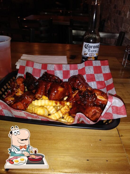 Fat City Bar and Grill, 505 S Chestnut St in Champaign Restaurant