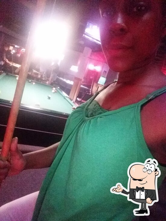 The Lodge Sports Bar & Billiards in Longview Restaurant reviews