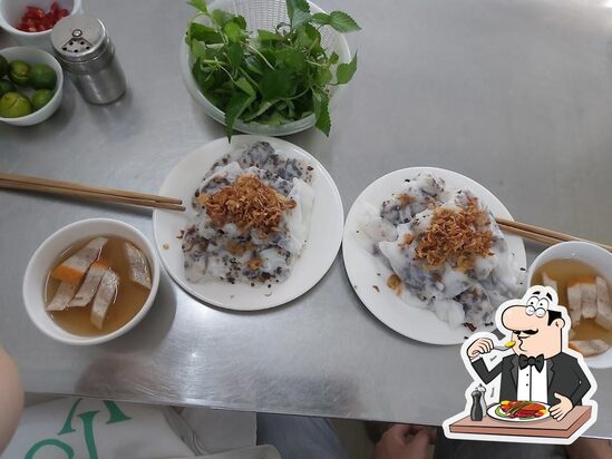 Menu at Quán Bánh cuốn nóng Huyền Lý restaurant, Hanoi