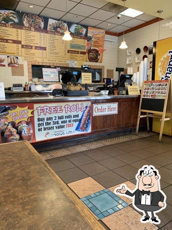 Yogis Grill Lake Forest