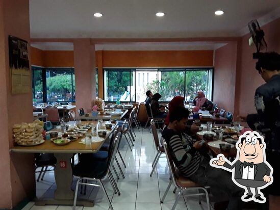 Restaurante RM Simpang Raya Jam Gadang Bukittinggi Opiniones Del