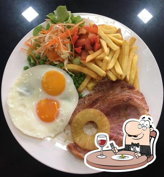 Menu at Cheap Charlie's restaurant, Pattaya City