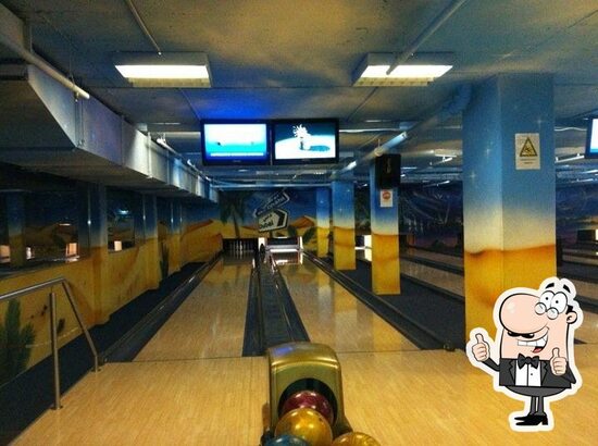 Bowling im Rollpalast restaurant, München