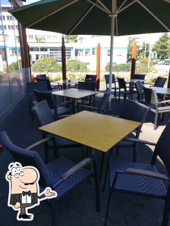 McDonalds Restaurant, Neu-Isenburg, Carl-Friedrich-Gauss-Str