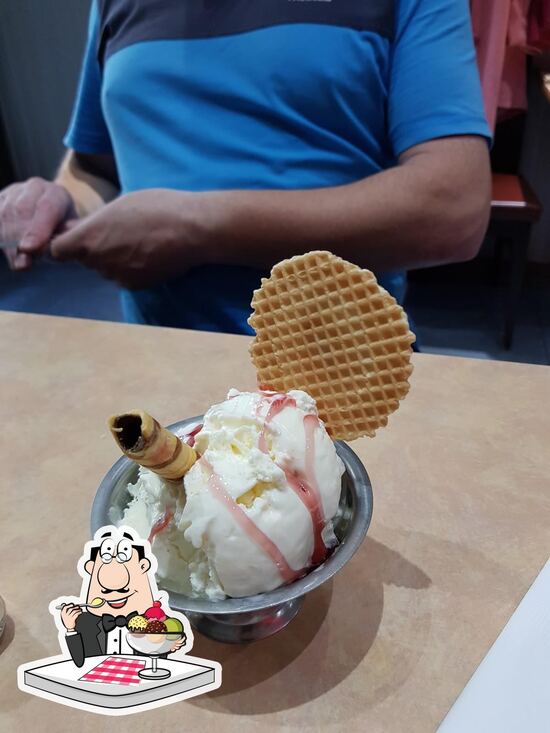 Equi's Restaurant & Ice Cream Parlour, 2C Hallside Ct in Glasgow