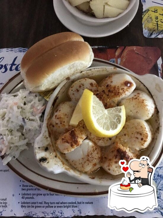 The Lobster Claw Pound & Restaurant in Saco Restaurant menu and reviews