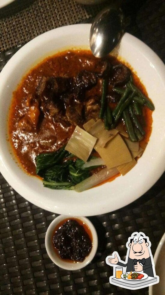 Sky deck Bayleaf hotel pub & bar, Manila Restaurant menu and reviews