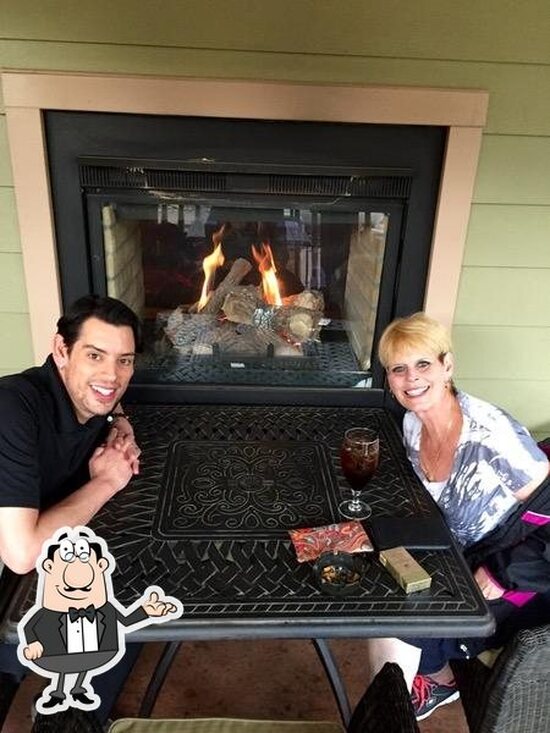 Red Mountain Bar and Grill in Manitou Springs Restaurant menu and reviews