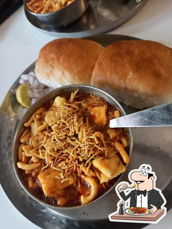 MAMLEDAR MISAL VASANT VIHAR, Thane Restaurant reviews