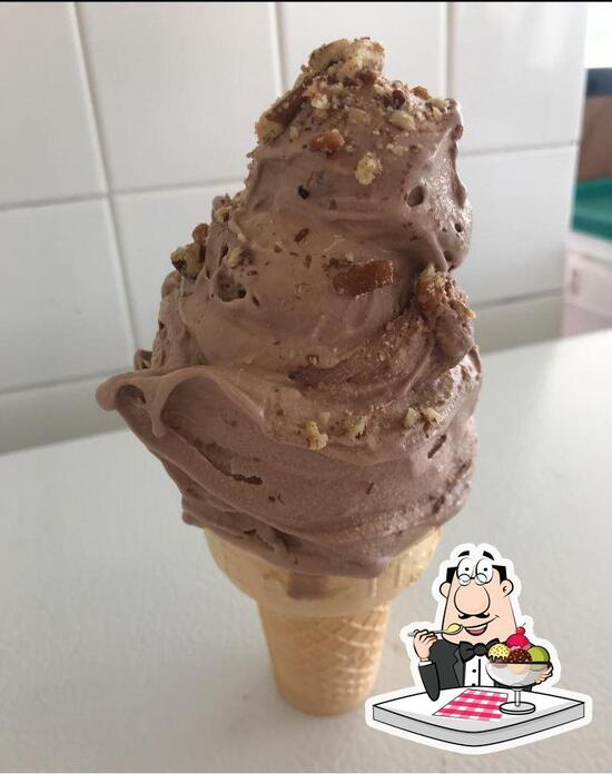 Leon's Frozen Custard in Oshkosh Restaurant menu and reviews