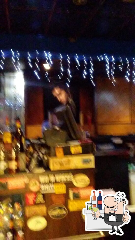 Pub y bar Brass Monkey, Marathon, Overseas Hwy Opiniones del restaurante