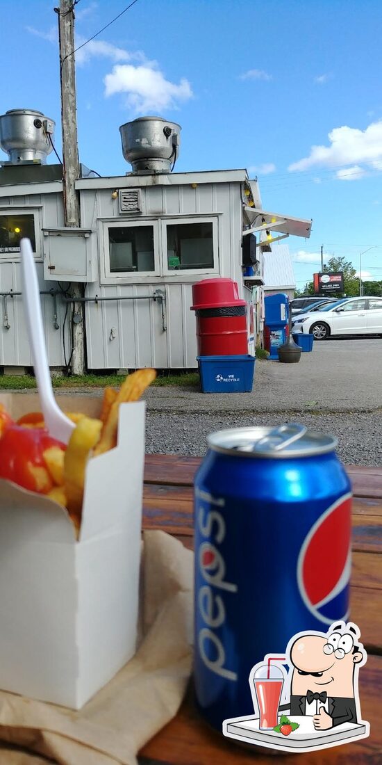 Wes' Chips in Arnprior Restaurant menu and reviews