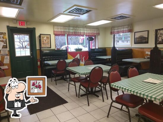 MIA Pizzeria in Queensbury - Restaurant menu and reviews