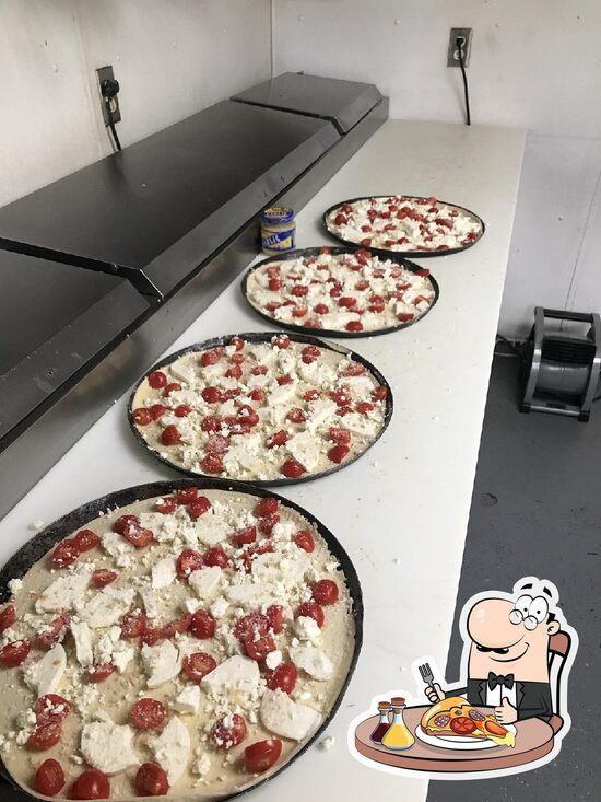 StuffedAria Pizza in Lincoln Restaurant menu and reviews
