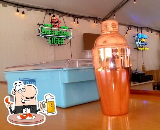 Red Fox Beach Bar & Grill, Shore Rd in Berkeley Township - Restaurant