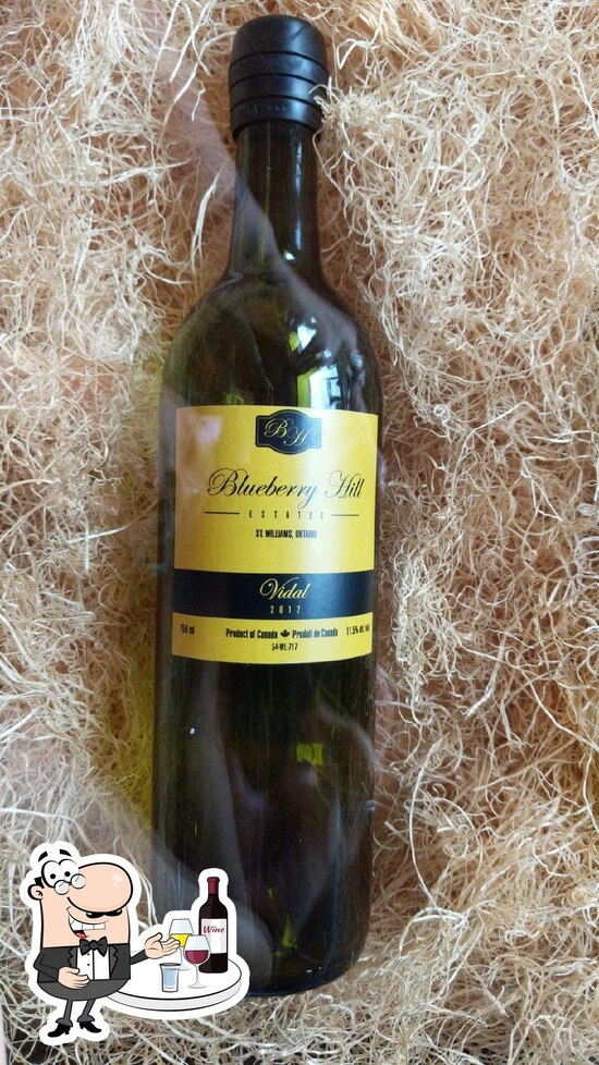 Blueberry Hill Estates Front Road Cellars in St. Williams Restaurant
