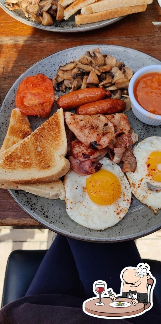 Black Gold Saloon pub & bar, Sliema Restaurant reviews