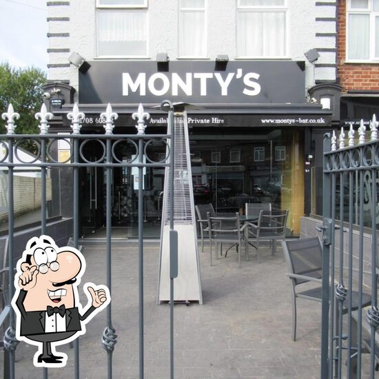 Monty s Bar Hornchurch Restaurant Menu Prices And Reviews monty-s-bar-hornchurch-restaurant-menu-prices-and-reviews