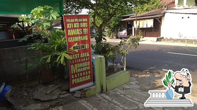 Masjid Baiturahman Warung Bakso Mie Ayam Restaurant Wonogiri