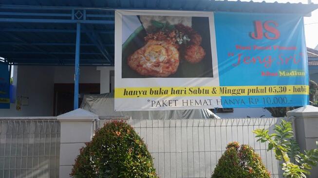 Menu At Pecel Pincuk Jeng Sri Khas Madiun Restaurant Banyuwangi