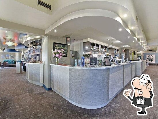 Pippi's At The Point Hotel, Speers Point - Restaurant menu, prices and ...