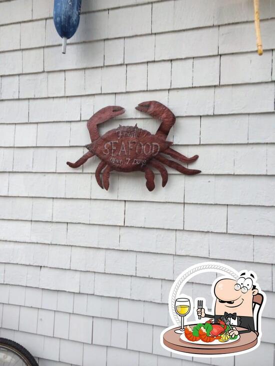 Boothbay Lobster Wharf in Boothbay Harbor Restaurant menu and reviews