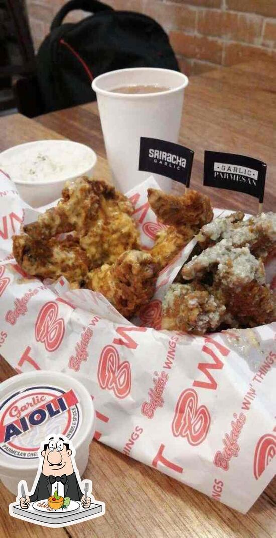 Buffalo's Wings N' Things restaurant, Makati Restaurant menu and reviews