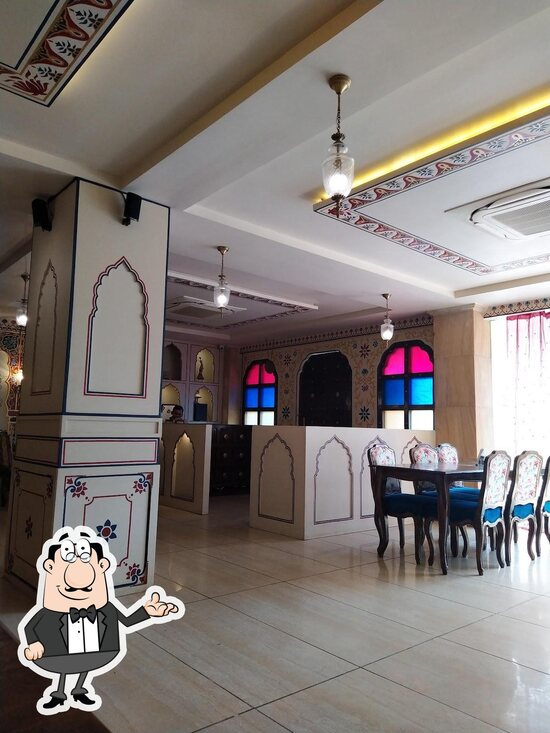 The Grand Gopika Thaal, Agra - Restaurant reviews