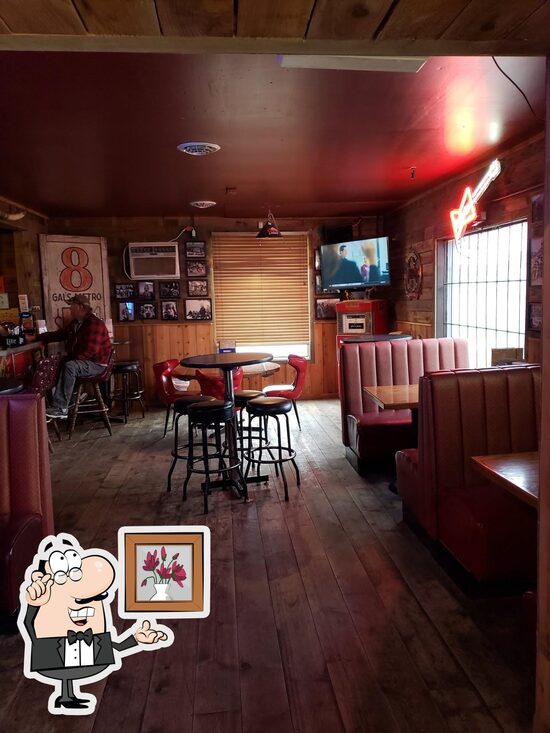 Chuck's Bar in Salina Restaurant menu and reviews