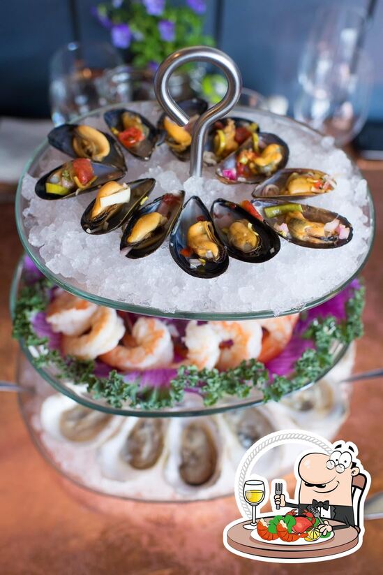 Pelican Seafood Market & Grill in Ottawa Restaurant menu and reviews