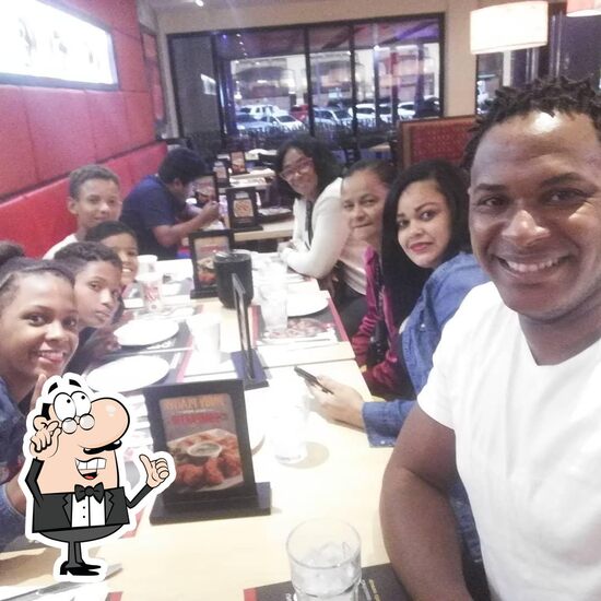 Restaurante Pizza Hut Gazcue, Santo Domingo, F38Q+5X7 Opiniones del