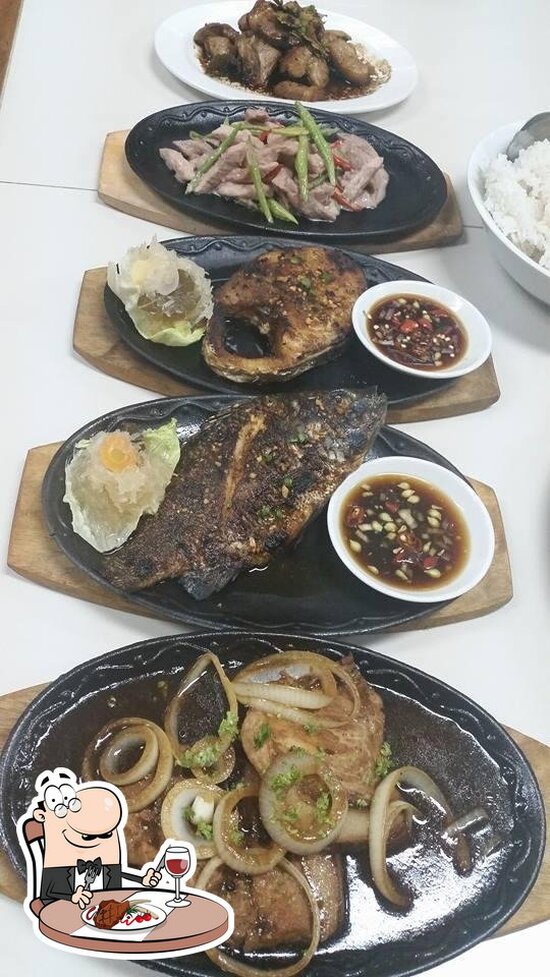 Papas Minimart & BBQ House, Malay