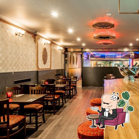 Carta del restaurante Mango Grill, Londres, 58 Cricklewood Broadway