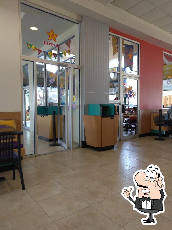 Carl's Jr. restaurant, Nuevo Laredo, Blvd Reforma #4349 esquina 15 de Septiembre Col