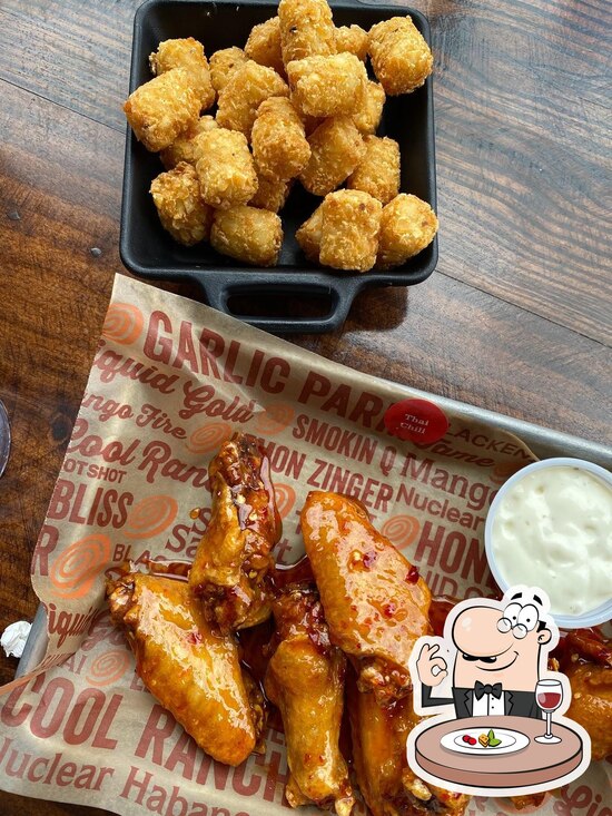 Carta del restaurante Wing Zone Grill & Tap, McAllen, W Business 83