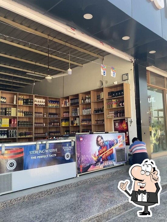 Kings Liquor Junction Wine Shop in Jaipur Beer Shop in Jaipur whiskey Shop in Vaishali