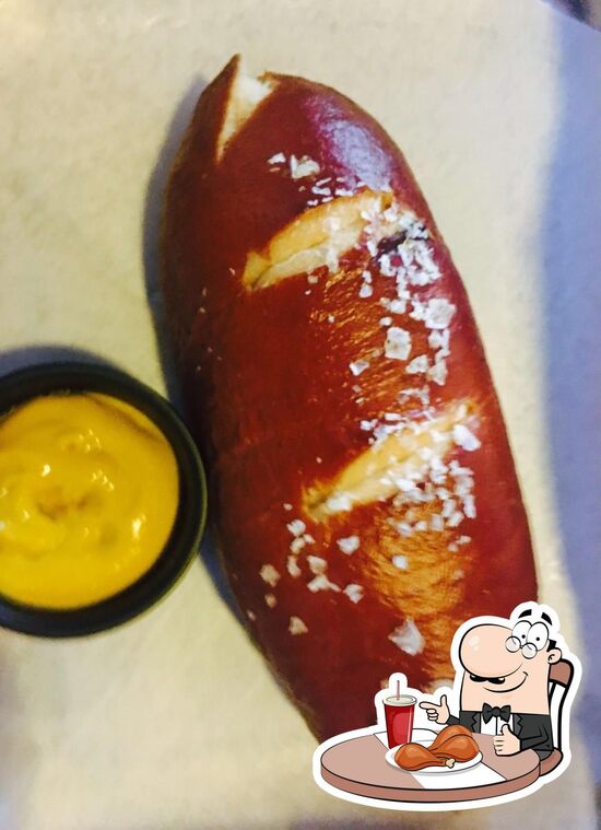 Short Leash Hotdogs & Rollover Doughnuts, 4221 N 7th Ave in Phoenix