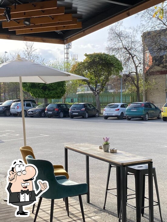 Offline Café, Plovdiv Restaurant menu, prices and reviews