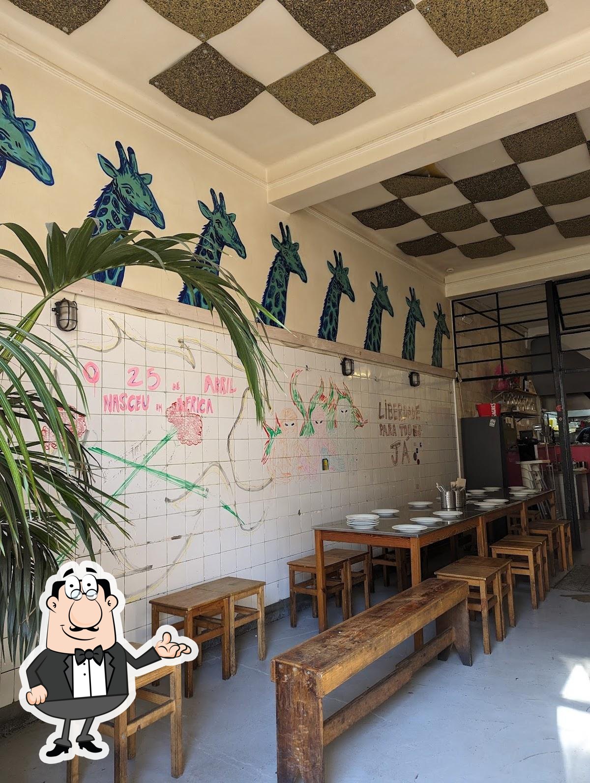Damas - Bar in Graca, Lisbon